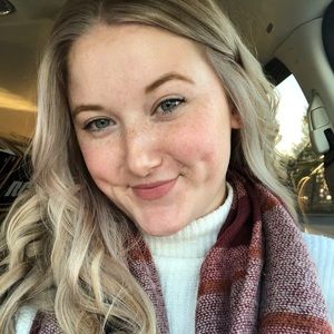 Meet your Posher, Krista